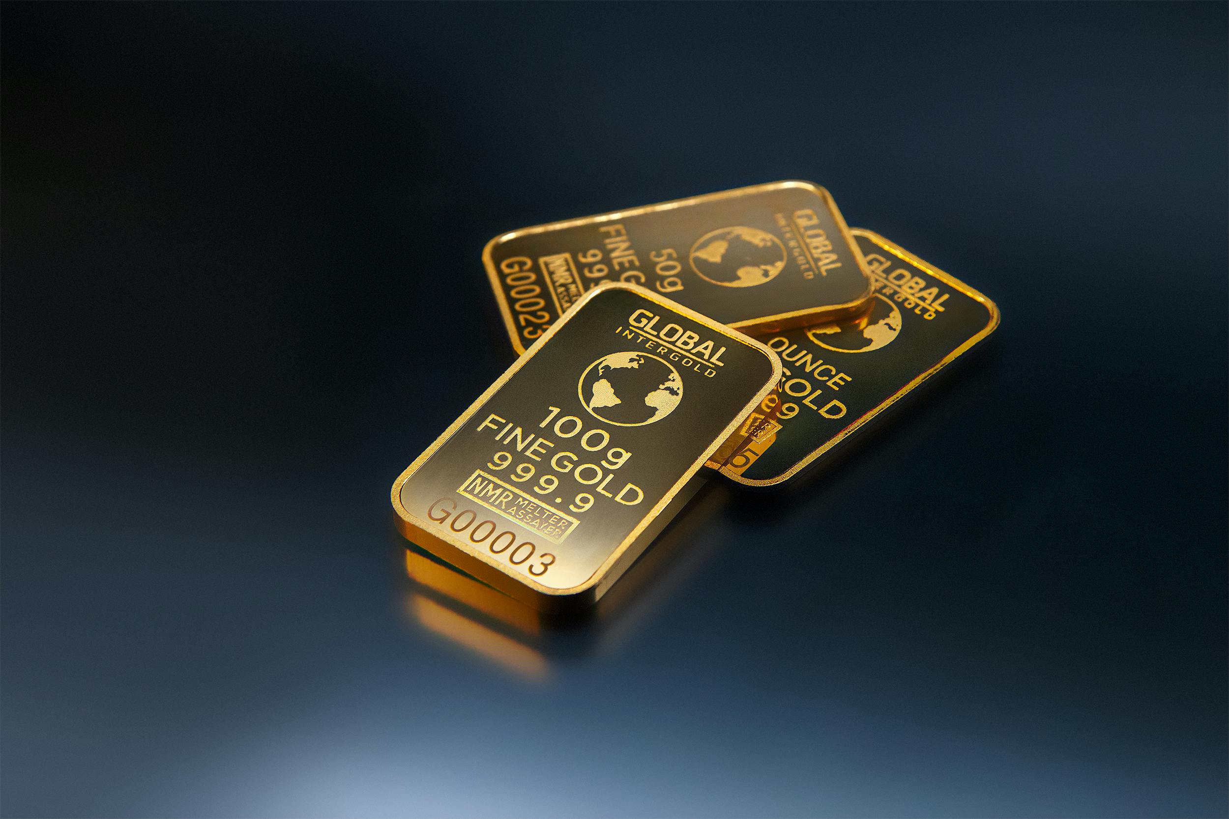 Common Mistakes People Make When Shopping For Luxury Gold Bracelets